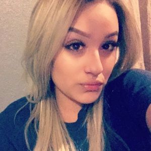 Meet your Posher, Beatriz